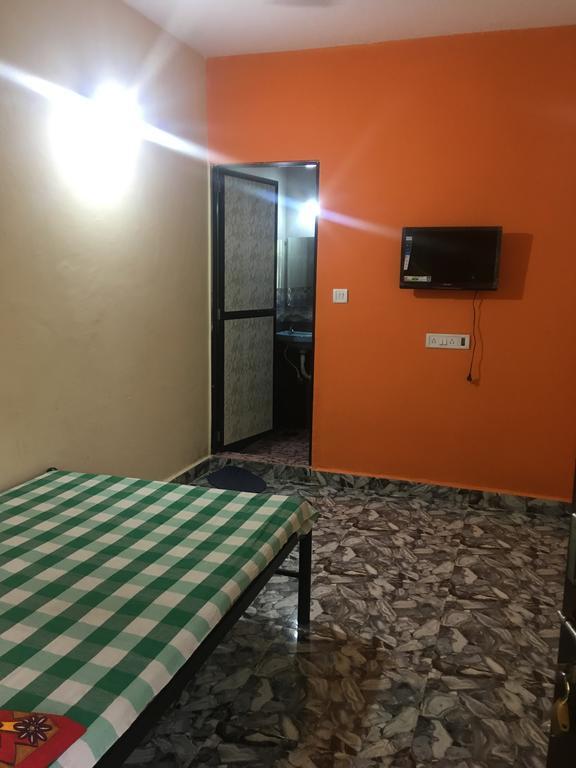 Fernandes Guest House Calangute Zewnętrze zdjęcie
